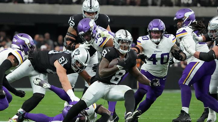 Raiders-Chargers First Week 15 Injury Report Released Raiders-Chargers First Week 15 Injury Report Released