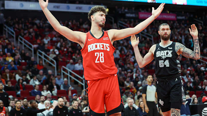 3-Point Woes Stifle San Antonio Spurs As They Fall Short to Houston Rockets, Record 17th Straight Loss