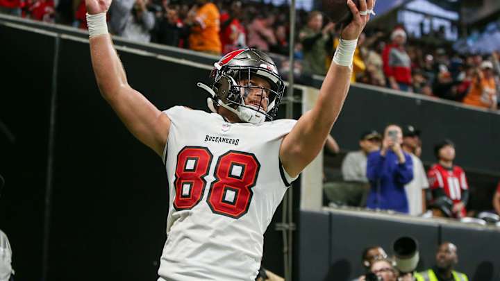 Extra Point: Top Takeaways From The Buccaneers Victory Over The Falcons Extra Point: Top Takeaways From The Buccaneers Victory Over The Falcons