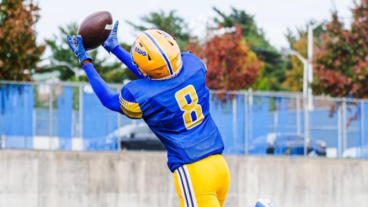 Justin Devaughn Reacts to Syracuse Offer Justin Devaughn Reacts to Syracuse Offer