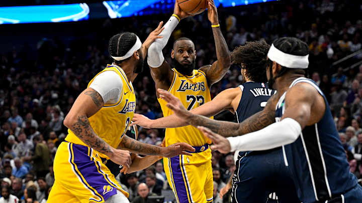 Lakers Highlights: LA Falls To Shorthanded Mavericks On Road
