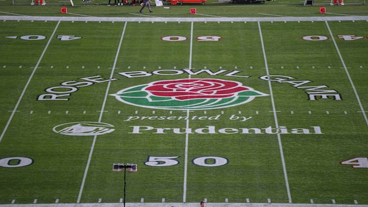 College Football Bowl Game Schedule & Scoreboard