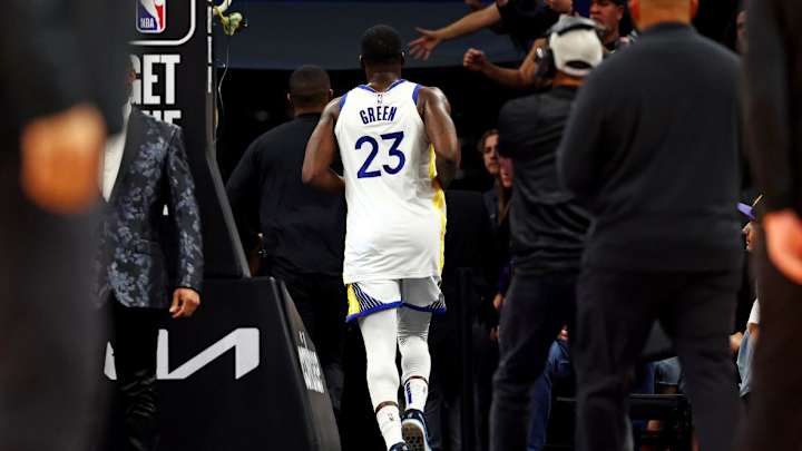 Draymond Green Apologizes for Swing on Suns' Jusuf Nurkic