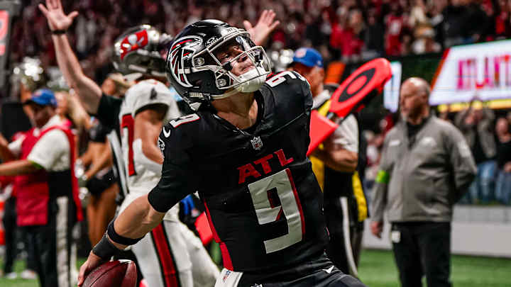Atlanta Falcons' Arthur Smith Sees 'A Lot of Progress,' Room For Growth From QB Desmond Ridder Atlanta Falcons' Arthur Smith Sees 'A Lot of Progress,' Room For Growth From QB Desmond Ridder
