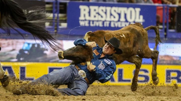 Dirk Tavenner Takes Round 6 Steer Wrestling Win Dirk Tavenner Takes Round 6 Steer Wrestling Win