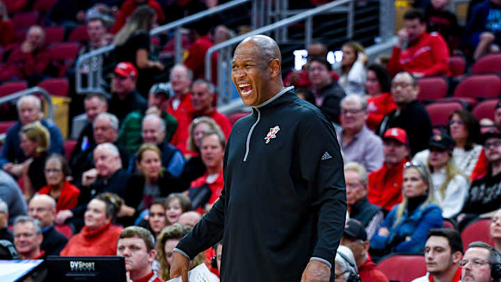 What Kenny Payne, Louisville Players Said After 75-63 Loss vs. Arkansas State What Kenny Payne, Louisville Players Said After 75-63 Loss vs. Arkansas State