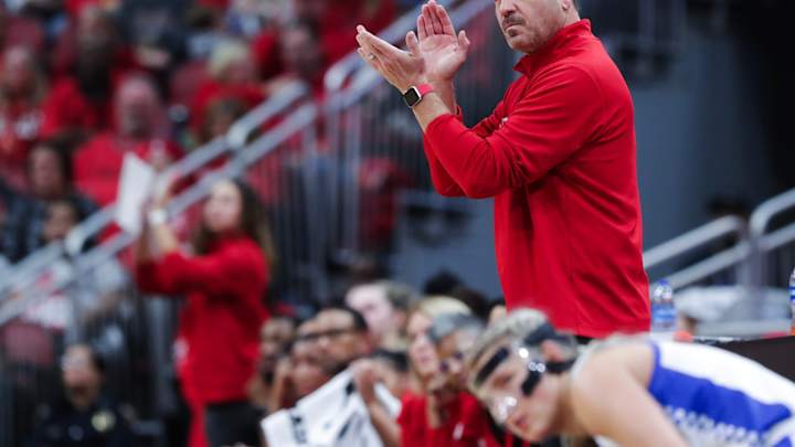 Louisville Races Past Morehead State Louisville Races Past Morehead State