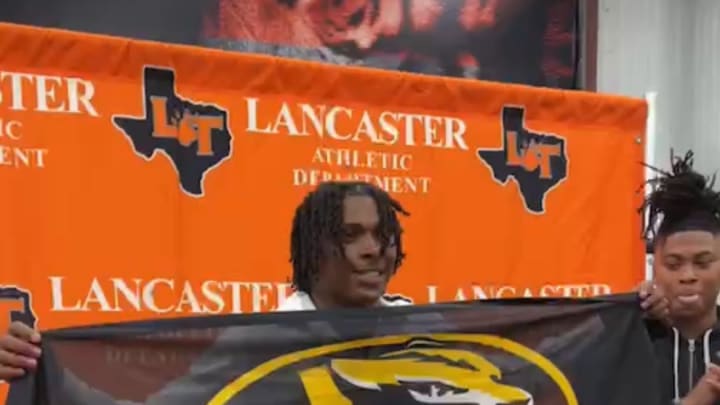 The Morning Buzz: Friday, December 15, 2023