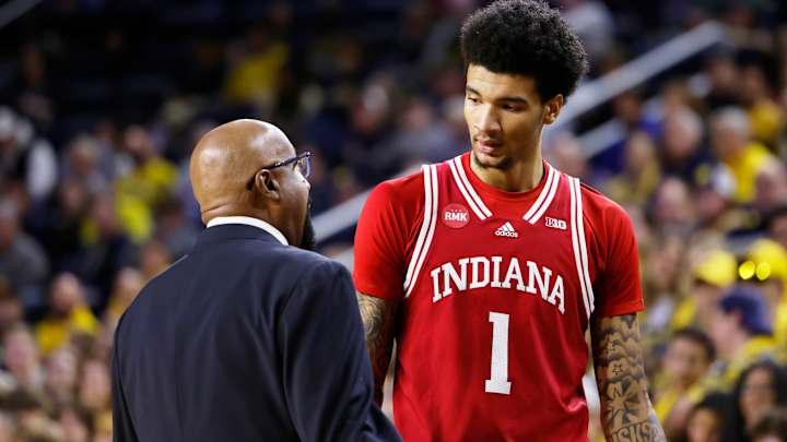 Kansas Jayhawks at Indiana Hoosiers Predictions: Hitting the Road