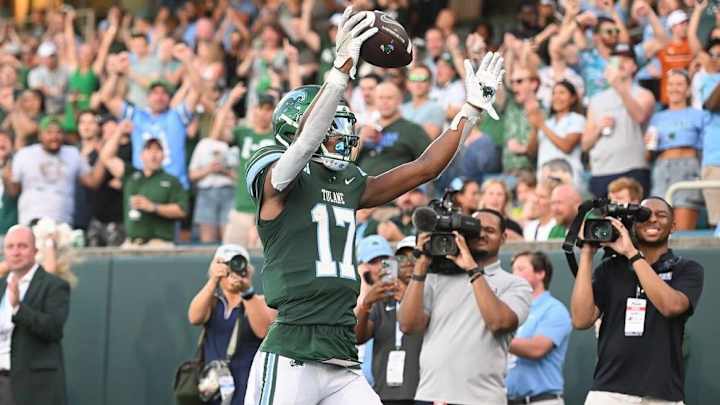 Freshman Wide Receiver Formerly of Tulane Visits UW Freshman Wide Receiver Formerly of Tulane Visits UW