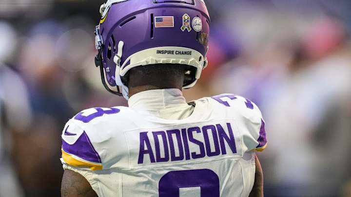 Watch: Jordan Addison Makes Crazy Catch, Scores Touchdown