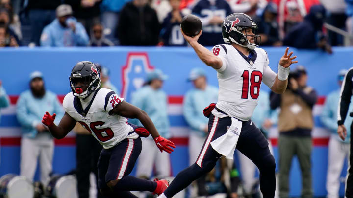 WATCH: Case Keenum Throws Critical Pick 6 vs. Titans