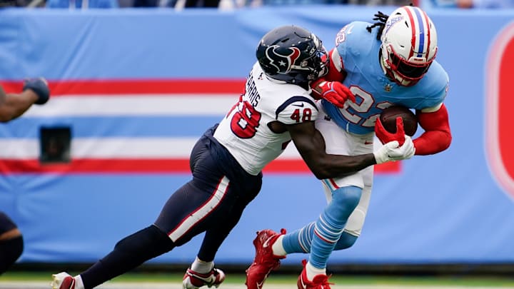 Devin Singletary and Elite Defense Help Texans Survive Titans Devin Singletary and Elite Defense Help Texans Survive Titans