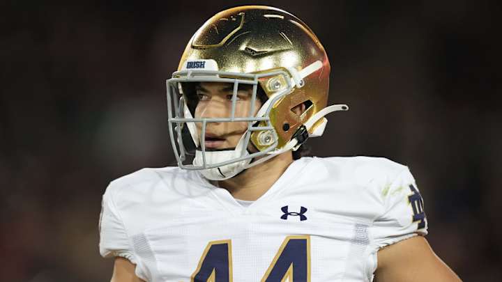 Kahanu Kia Is On His Way Back To Notre Dame Defense