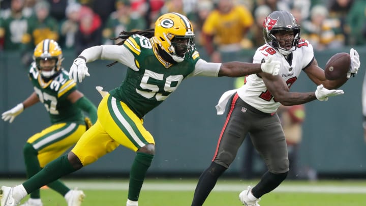 De’Vondre Campbell Takes Shot at Packers on X