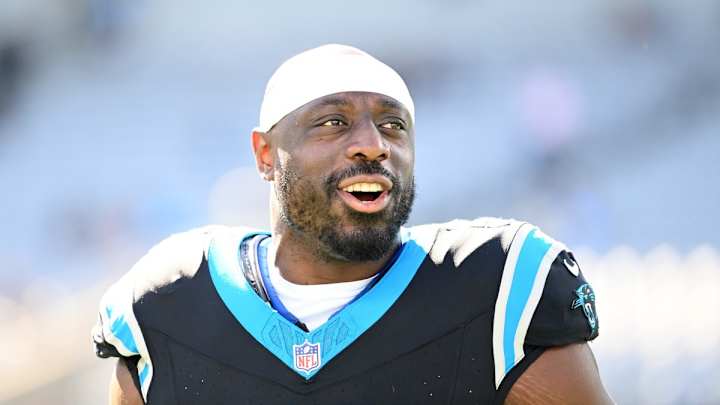 Panthers Release OLB Justin Houston