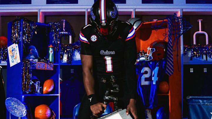 Elite QB DJ Lagway Signs With the Gators Elite QB DJ Lagway Signs With the Gators