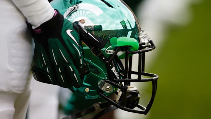 NEW: Michigan State O-line coach Jim Michalczik lands first Spartan commitment