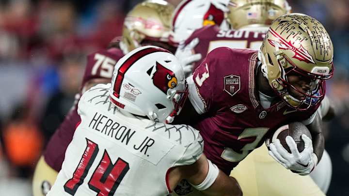 Louisville Players Operating With Urgency in Prep for Holiday Bowl Against USC