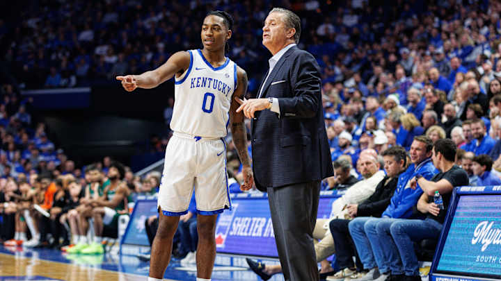 John Calipari discusses coaching philosophy with Rob Dillingham: 'You can't clip his wings'