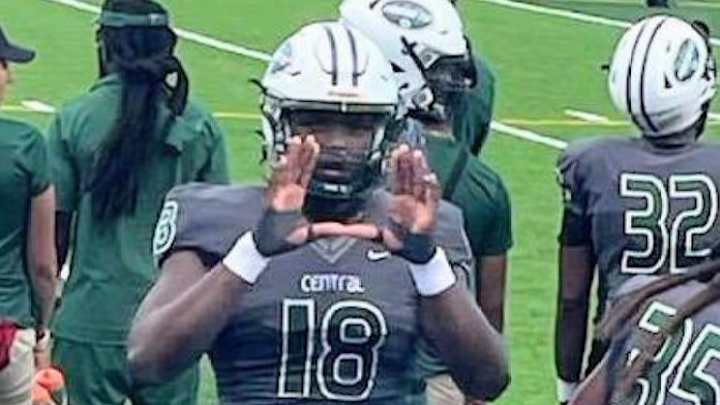 Florida State Sees Four-Star DE Commit Armondo Blount Flip To Miami