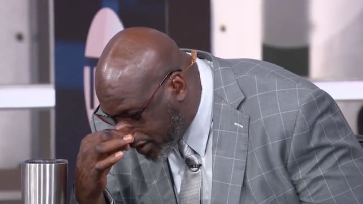 Shaq Hilariously Mocked Charles Barkley’s Ill Voice, and NBA Fans Loved It Shaq Hilariously Mocked Charles Barkley’s Ill Voice, and NBA Fans Loved It