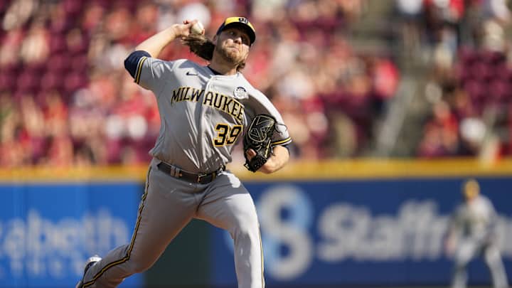 Milwaukee Brewers Ace Makes Revealing Comments on Where His Head is At Right Now