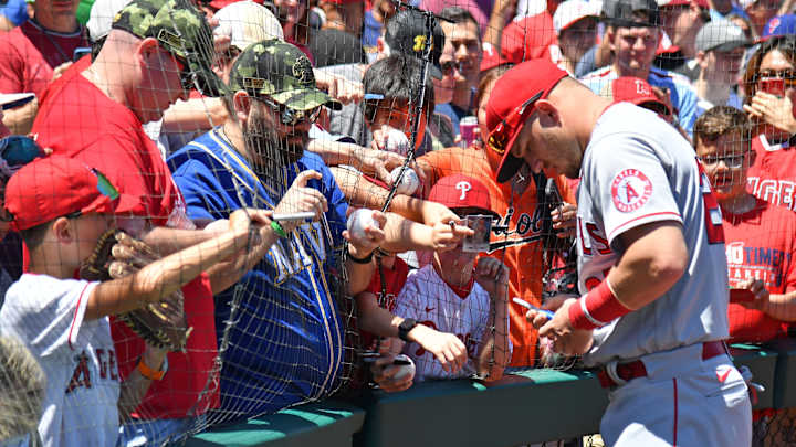 Current Blue Jays Pitcher Wants Angels to Trade Mike Trout to Hometown Phillies