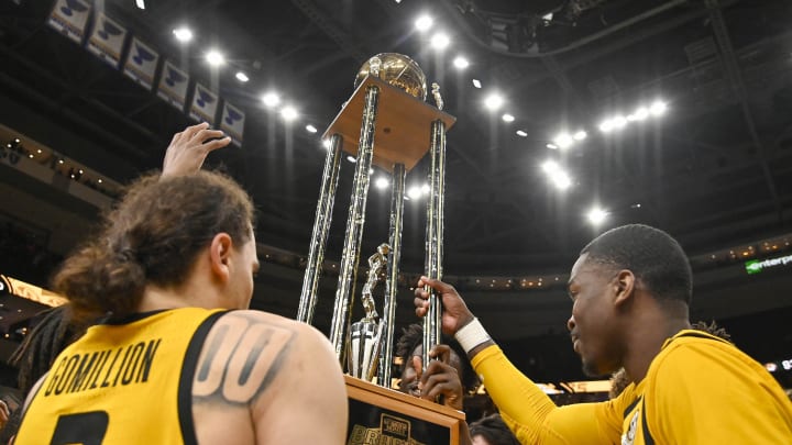 Illinois-Missouri Basketball Set To Face Off For The 41st Time In St. Louis Illinois-Missouri Basketball Set To Face Off For The 41st Time In St. Louis