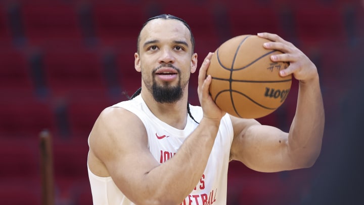 Rockets' Dillon Brooks Provides Holiday Party for Foster Youth of BEAR Houston