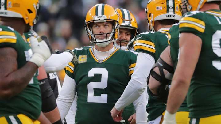 Packers Great Mason Crosby Signs With Giants, Will Kick in Christmas Game, per Report