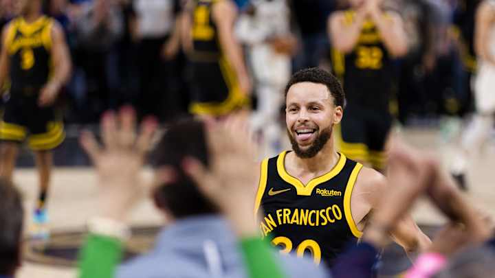 Steph Curry Makes NBA History vs. Washington Wizards