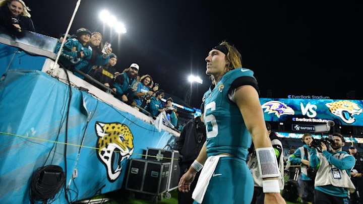 Report: Jaguars' Trevor Lawrence Clears Concussion Protocol Ahead of Buccaneers Game