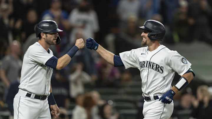 Former Seattle Mariners Catcher Details Friendship with Former M's OF and Fan Favorite