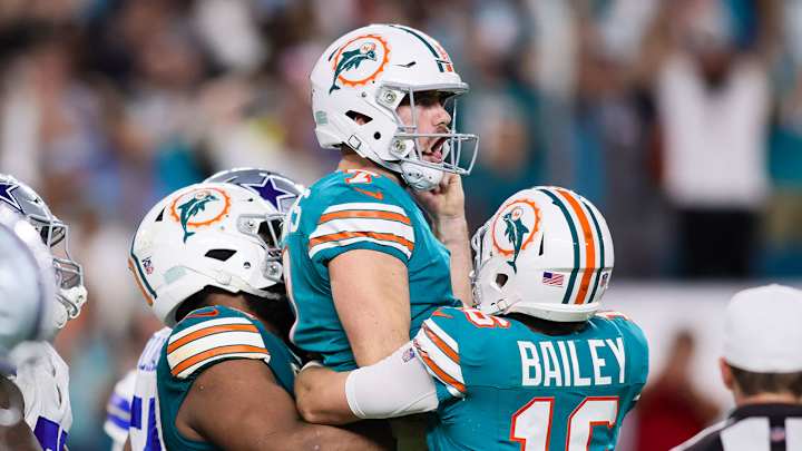 NFL Week 16 Recap: Dolphins Beat Cowboys on Late Field Goal, Time for Jaguars to Panic