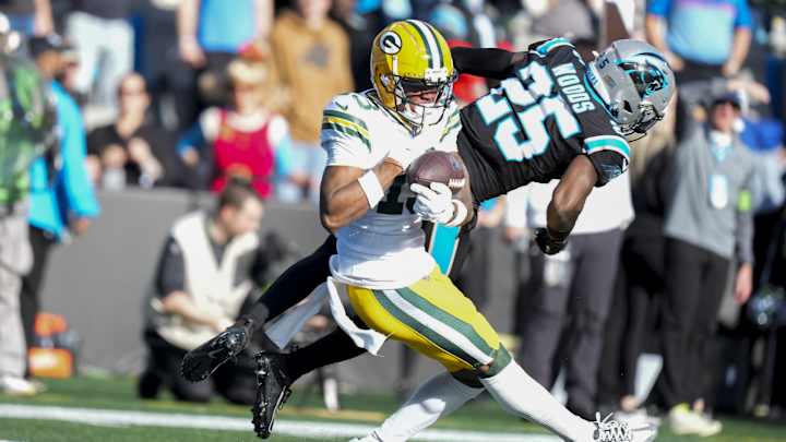 Packers Beat Panthers, Survive Joe Barry’s Defense, Stay in Playoff Race