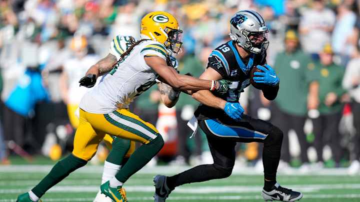 Adam Thielen, Panthers Come Up Just Short of Miraculous Comeback Due to Failed Spike