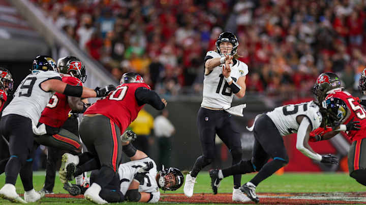 Doug Pederson: Jaguars' Trevor Lawrence is 'Progressing' From Shoulder Injury