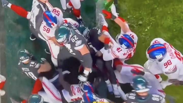 Jason Kelce Had Such a Heated Moment With Giants Players After an Eagles TD, and Fans Loved It
