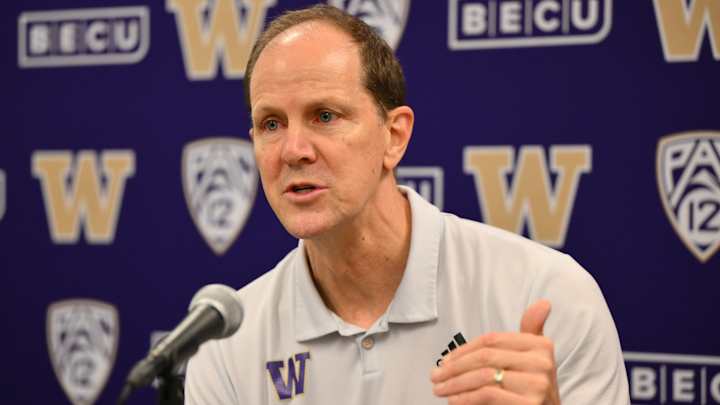 Hopkins Sees Team Toughness as Huskies Open Final Pac-12 Schedule Hopkins Sees Team Toughness as Huskies Open Final Pac-12 Schedule