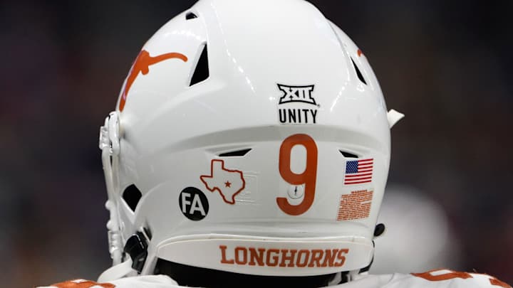 Texas Longhorns Pursuing 2025 Viral Sensation OL Byron Washington
