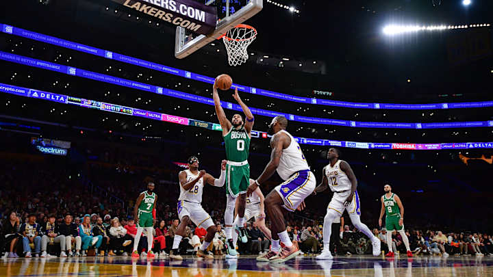 Lakers News: Drastic Lineup Changes Confusing Los Angeles