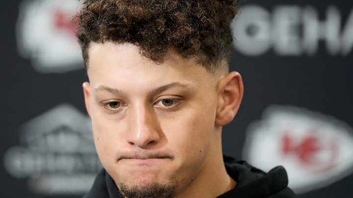 Chiefs Legend Has Blunt Advice for Patrick Mahomes to Get Through Recent Struggles Chiefs Legend Has Blunt Advice for Patrick Mahomes to Get Through Recent Struggles