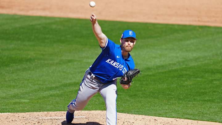 Minnesota Twins Sign Bounceback Reliever Candidate to One-Year Deal Minnesota Twins Sign Bounceback Reliever Candidate to One-Year Deal