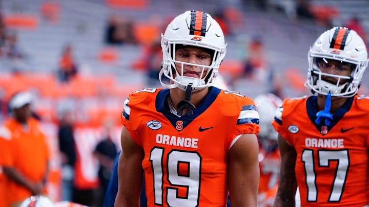 Star WR Returning to Pitt Rival