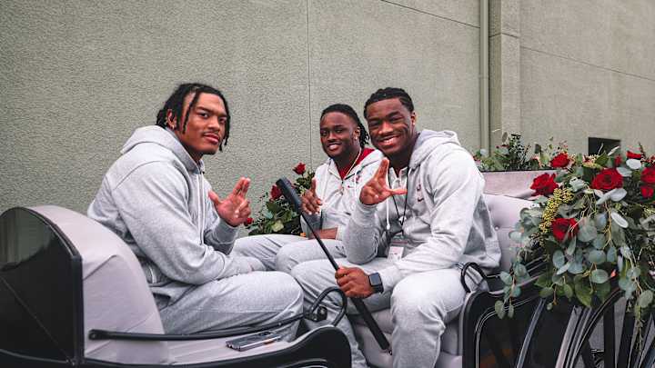 Alabama Balancing Fun with Football in California Ahead of Rose Bowl