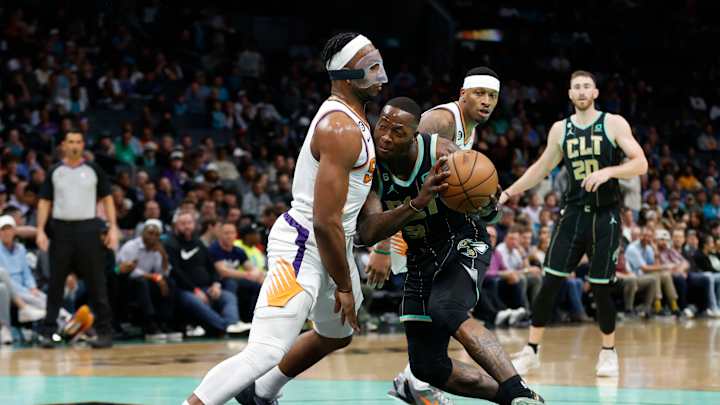Spread & Over/Under Predictions for Hornets at Suns