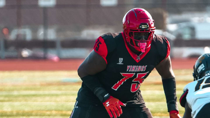 Naquil Betrand Commits to Alabama Over Syracuse