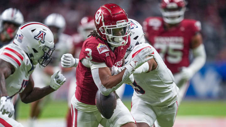 College Football Fans Roasted ESPN’s Cole Cubelic for Highlighting Player’s Homeless Stint