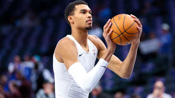 Spurs’ Victor Wembanyama Sets NBA Record in Win over Trail Blazers Spurs’ Victor Wembanyama Sets NBA Record in Win over Trail Blazers